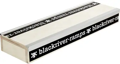 Fingerboard Box 3