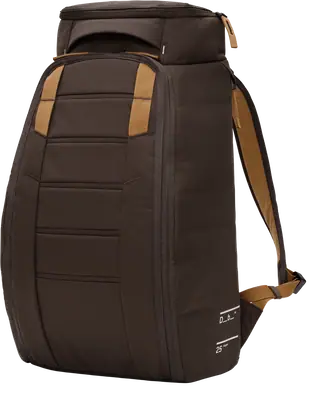 Db Hugger 25L Backpack