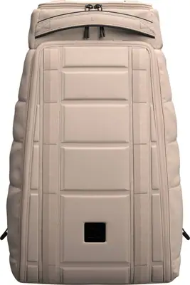 Db Hugger 25L Backpack