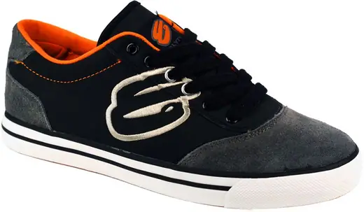 Low profile skate shoes best sale