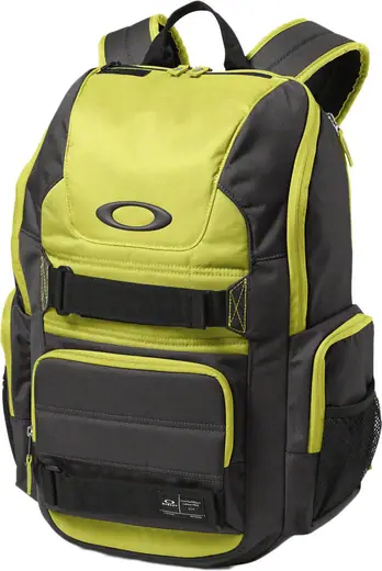 Oakley Enduro 25 Skateboard Bag - Skateboards Bags | SkatePro