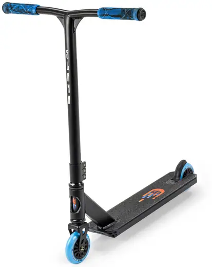Slamm Tantrum V9 Freestyle Roller