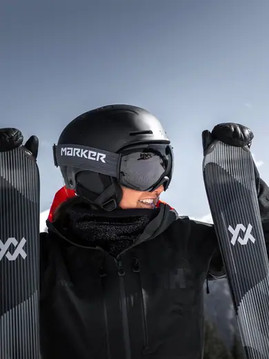 Völkl Shine 72 Womens + VMotion 9 Carving Skis | SkatePro