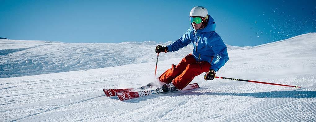 In de naam elegant scheuren Kiezen van de beste ski's voor ervaren skiërs - Koopgids