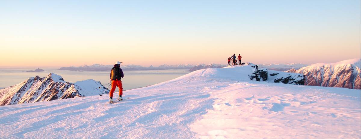 In de naam elegant scheuren Kiezen van de beste ski's voor ervaren skiërs - Koopgids